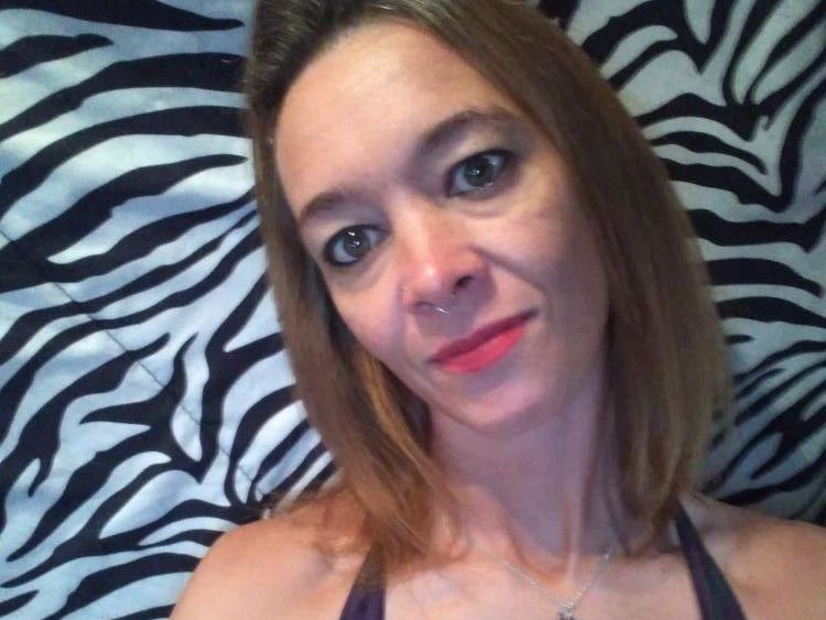 Imagen de perfil de modelo de cámara web de Ivy_Greenweed