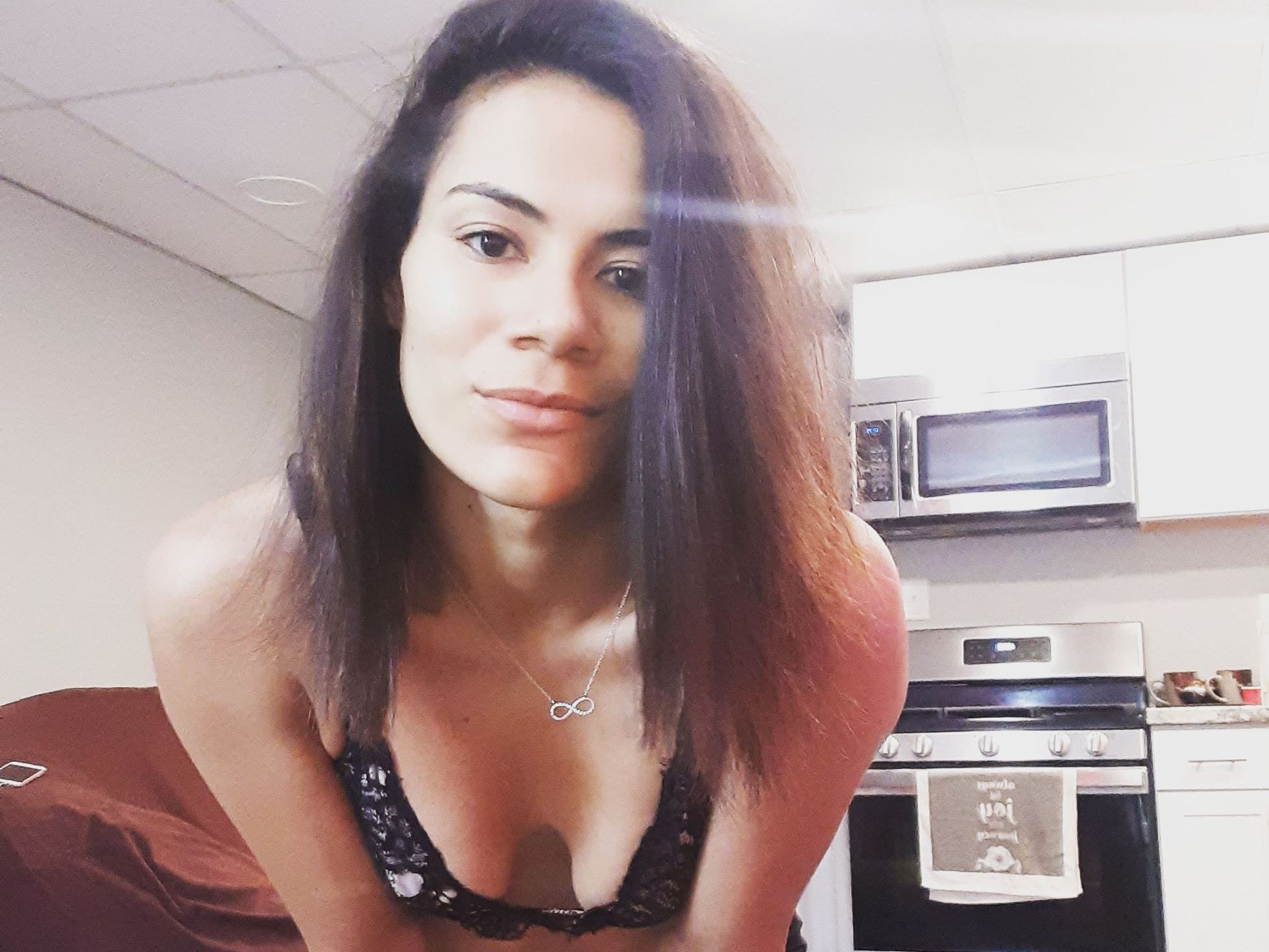 Imagen de perfil de modelo de cámara web de ThaniSequiro