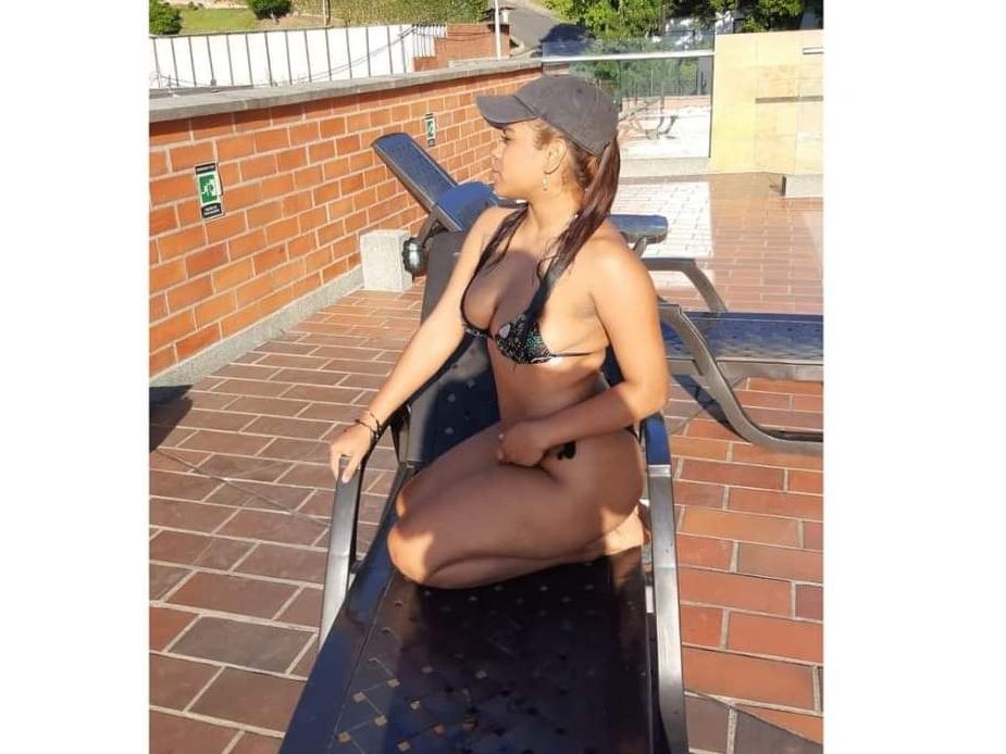 Profilbilde av Camila_Stonne webkamera modell