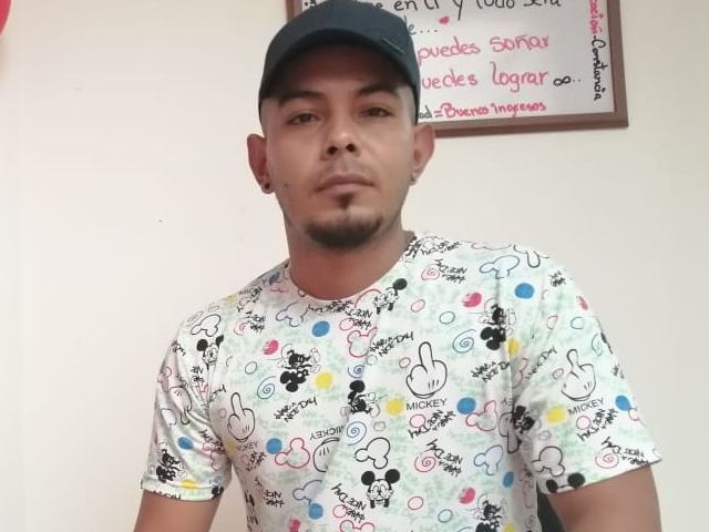 Image de profil du modèle de webcam Cristian_Rainer