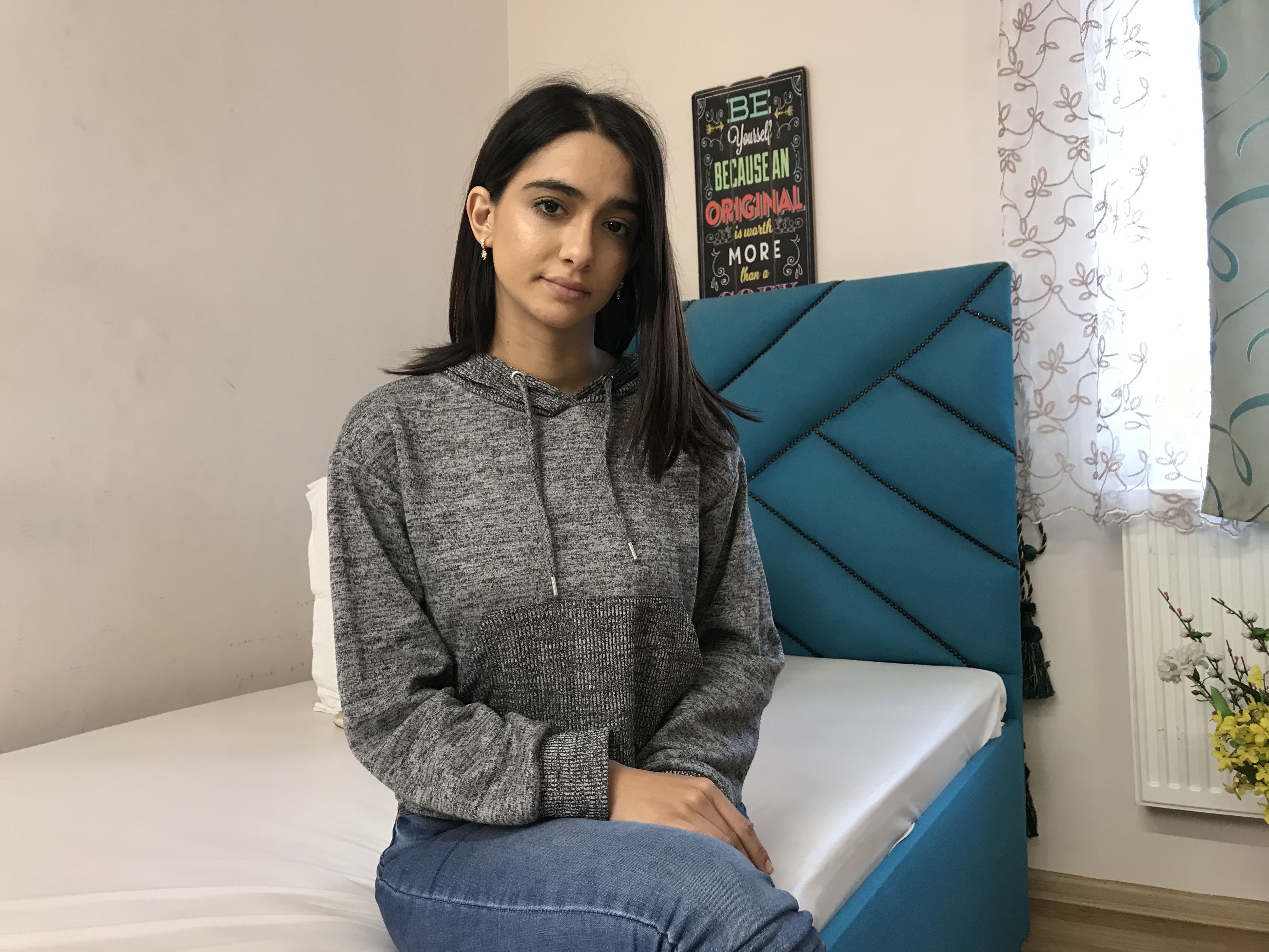 ZAYIRAH profilbild på webbkameramodell 
