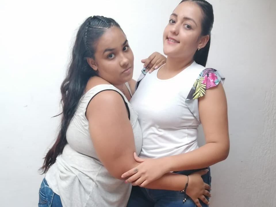 mia_y_sara profielfoto van cam model 