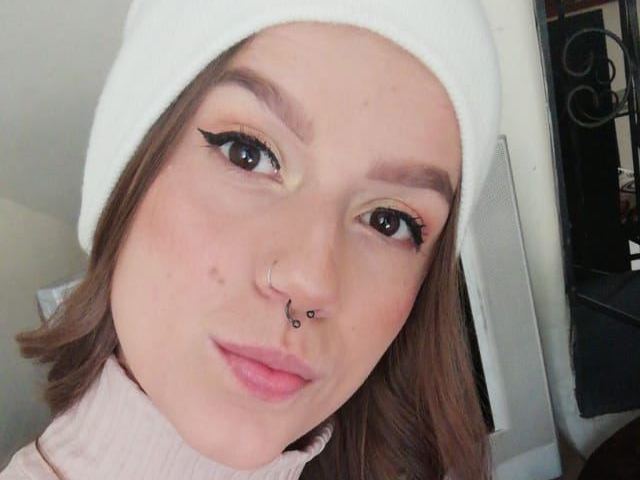 Image de profil du modèle de webcam cataleyahot19