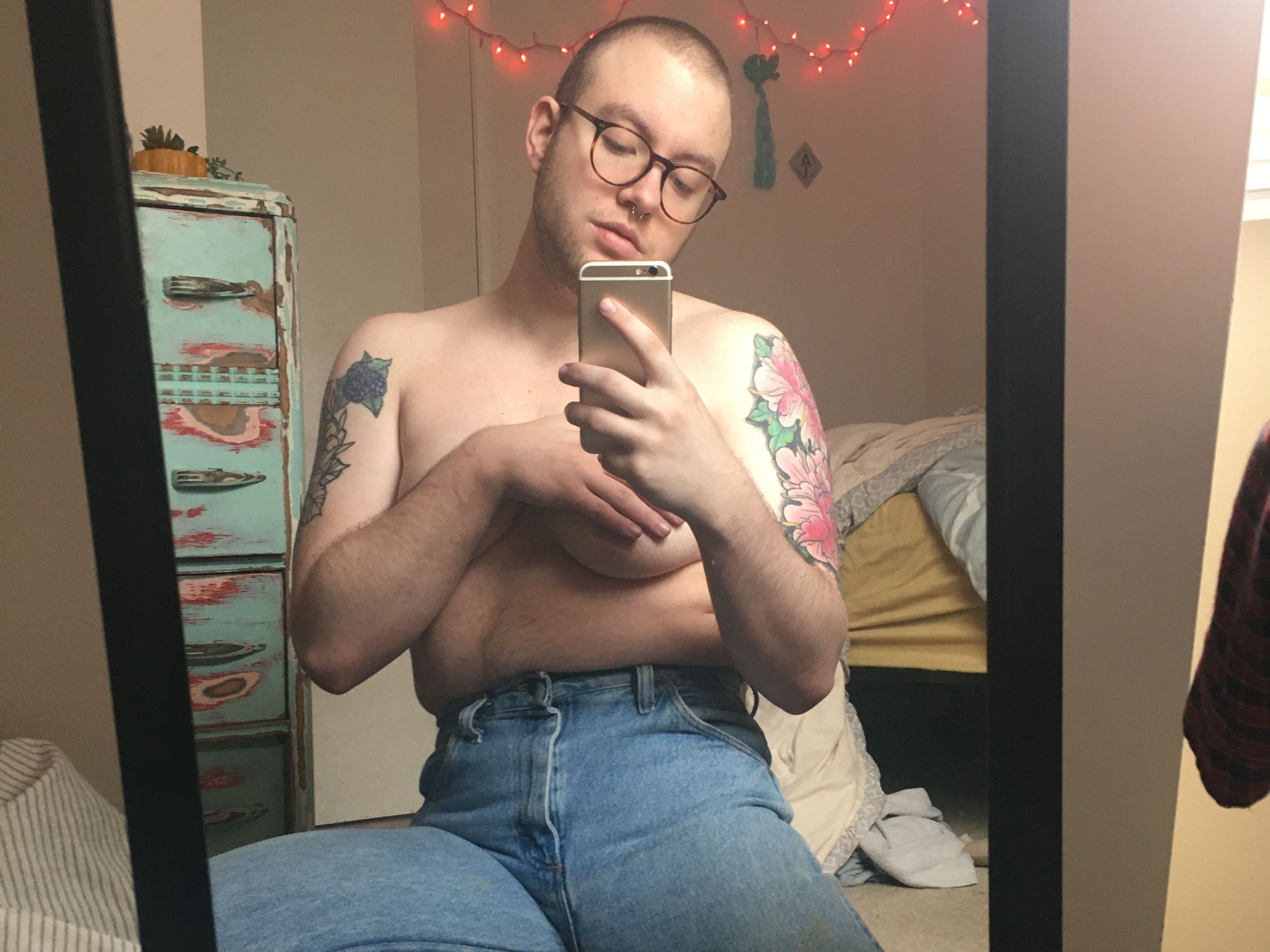 peachhboy18 cam model profile picture 