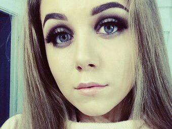 Imagen de perfil de modelo de cámara web de Sunny_Jenny