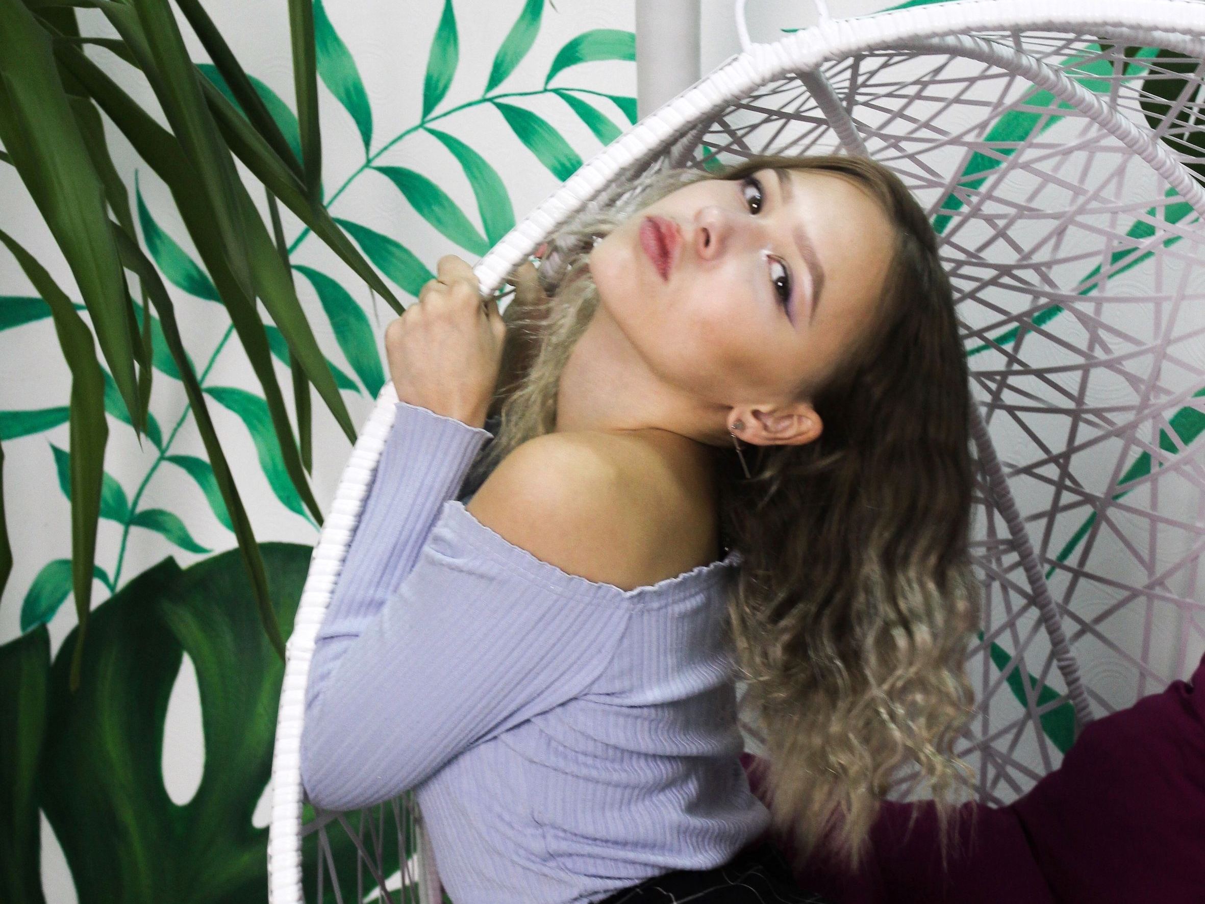 Imagen de perfil de modelo de cámara web de RubbyAce