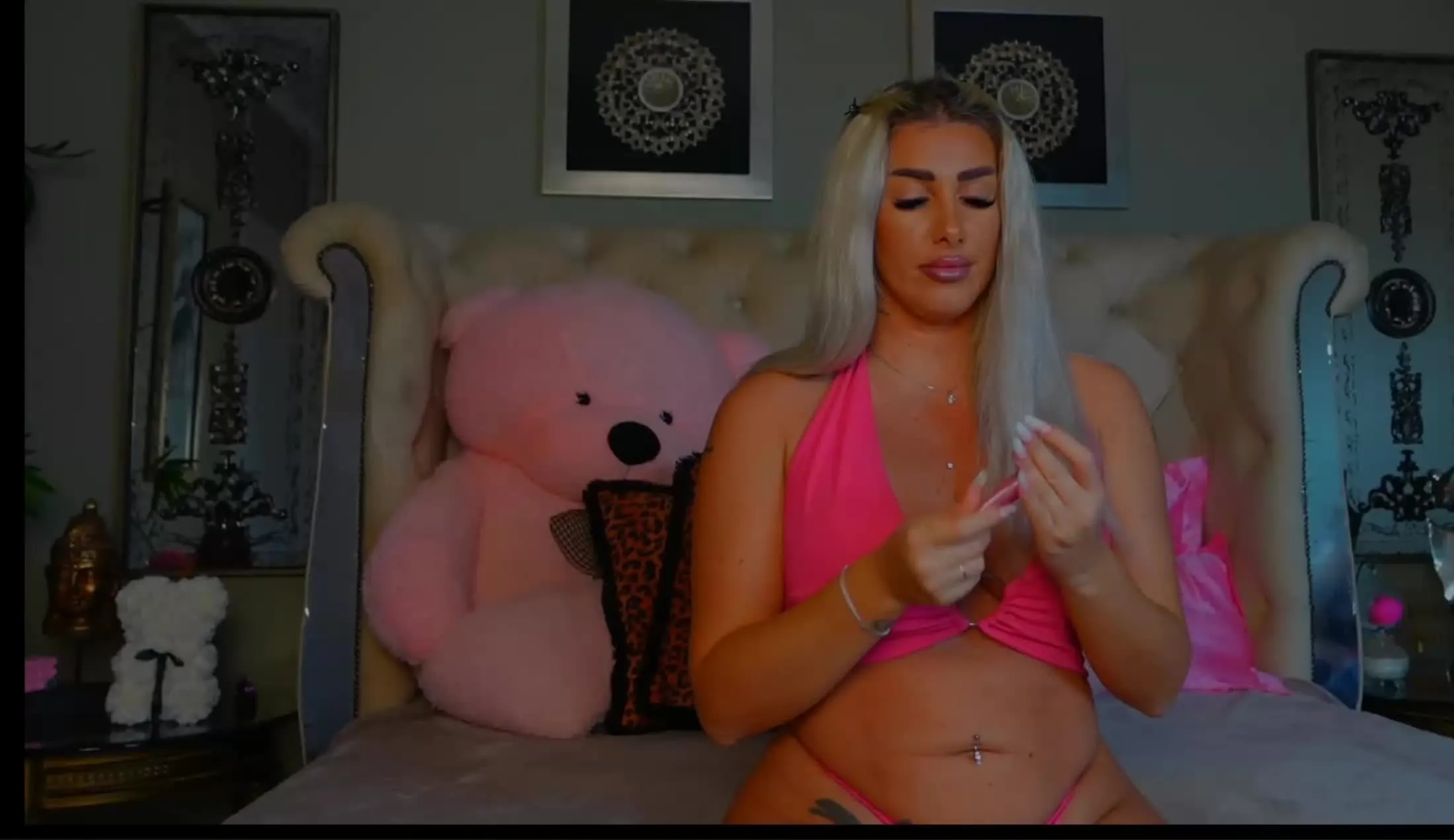 Artista TanyaMonroe Video 1