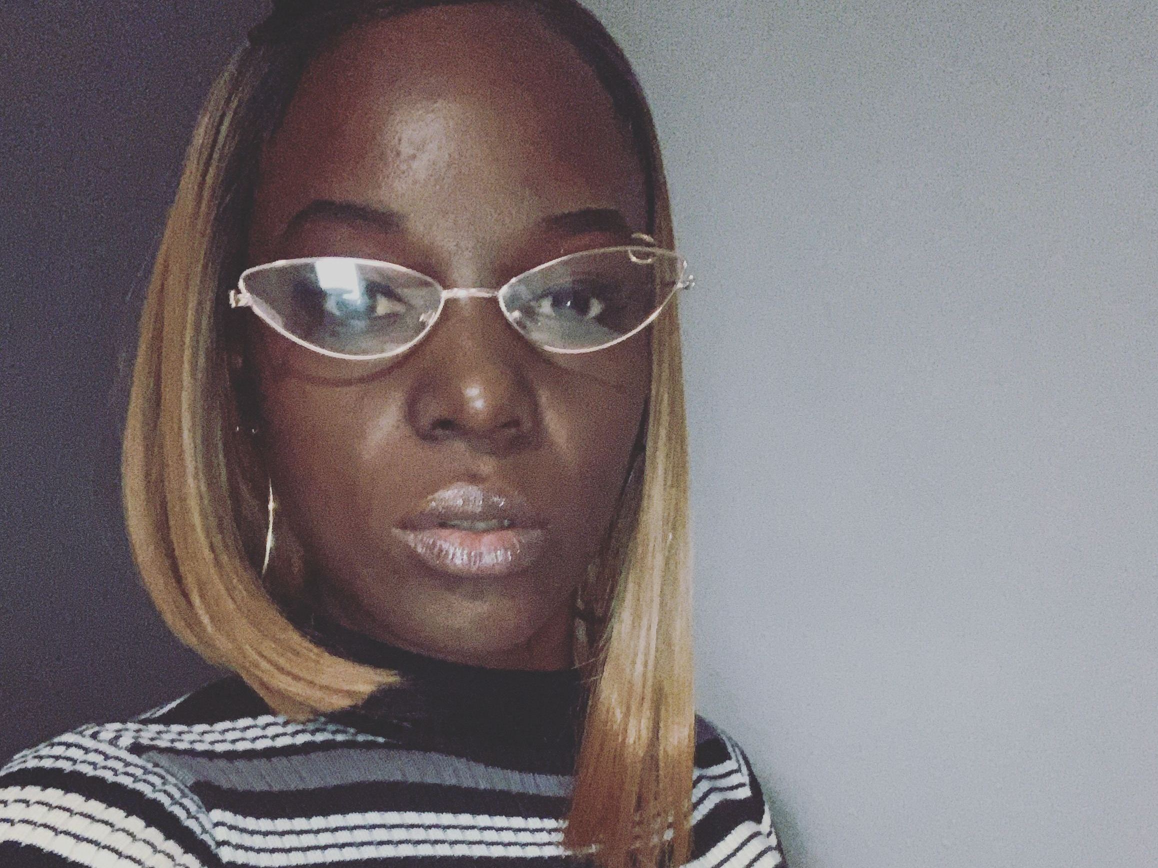 Image de profil du modèle de webcam DarklilyTheVixen