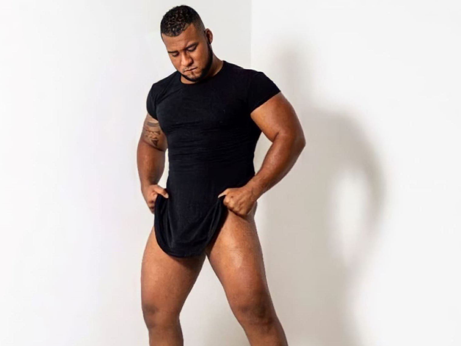 Imagen de perfil de modelo de cámara web de ANTONIC_BIC_MAN_MOSTER_COCK