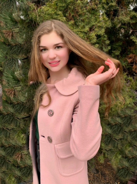 Artist LianaFamous Foto 7