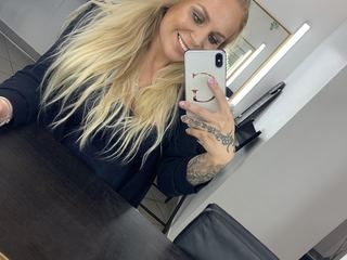 Image de profil du modèle de webcam SexyShakeXXX