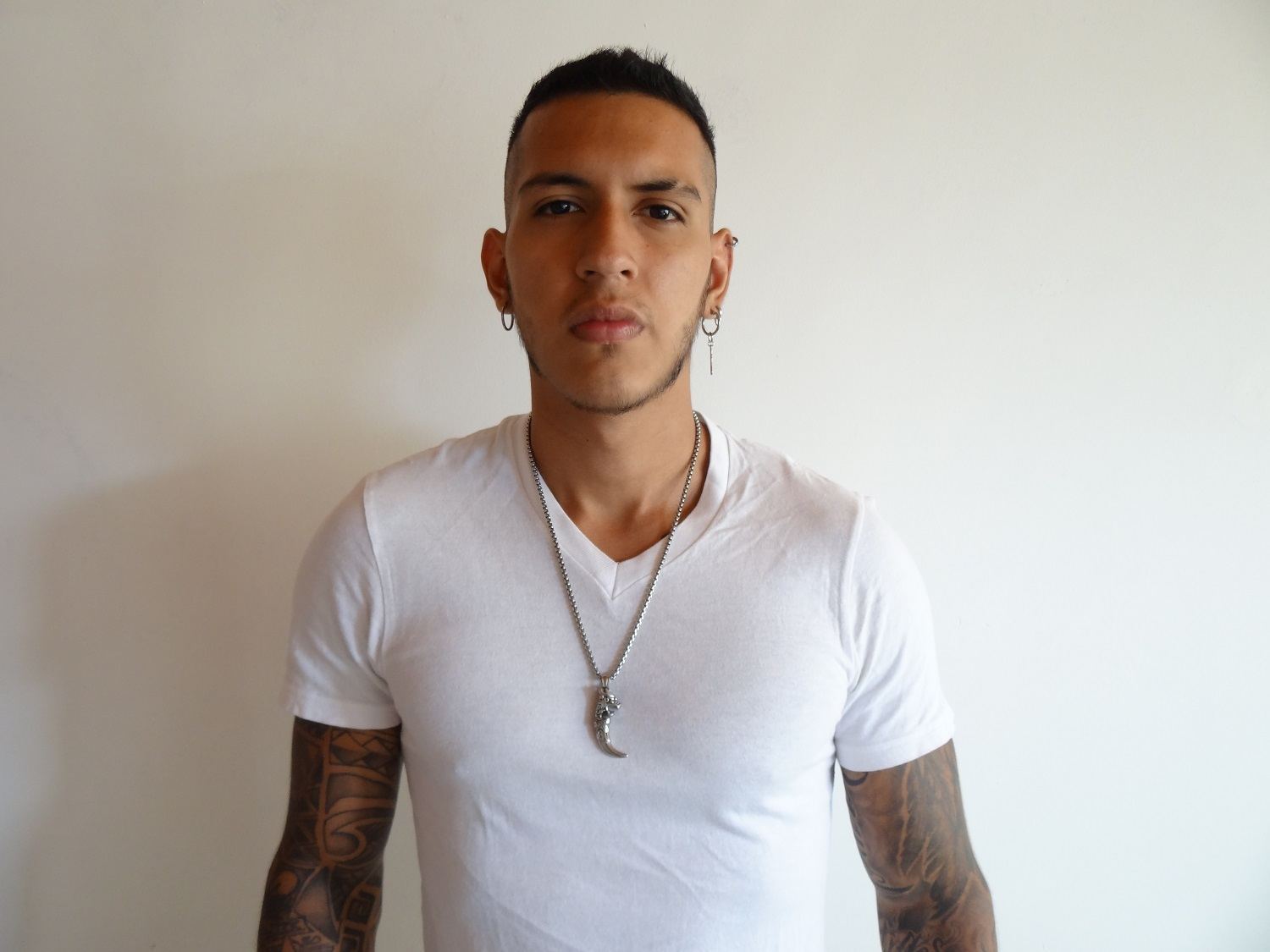 Daniel_Thomas cam model profile picture 