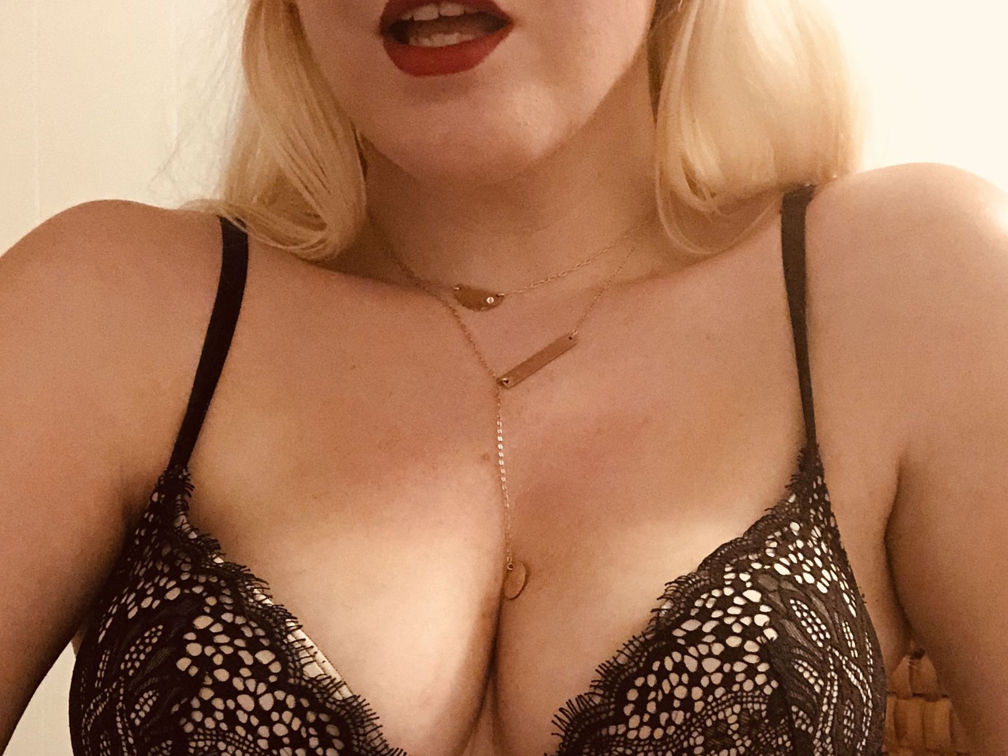 Foto de perfil de modelo de webcam de NicoleNaughton 