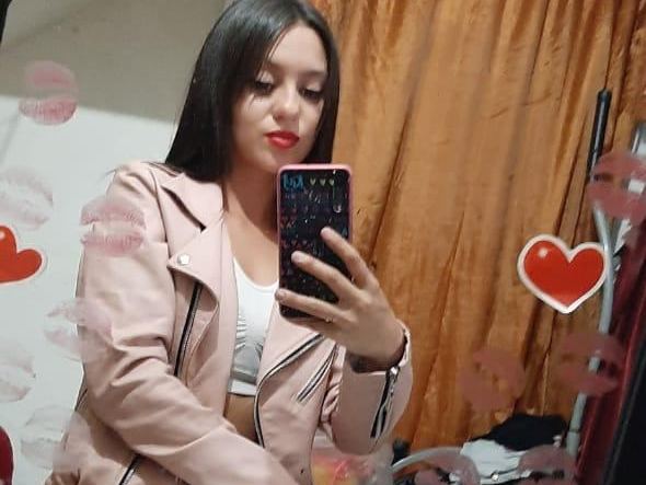lulusugarV profilbild på webbkameramodell 