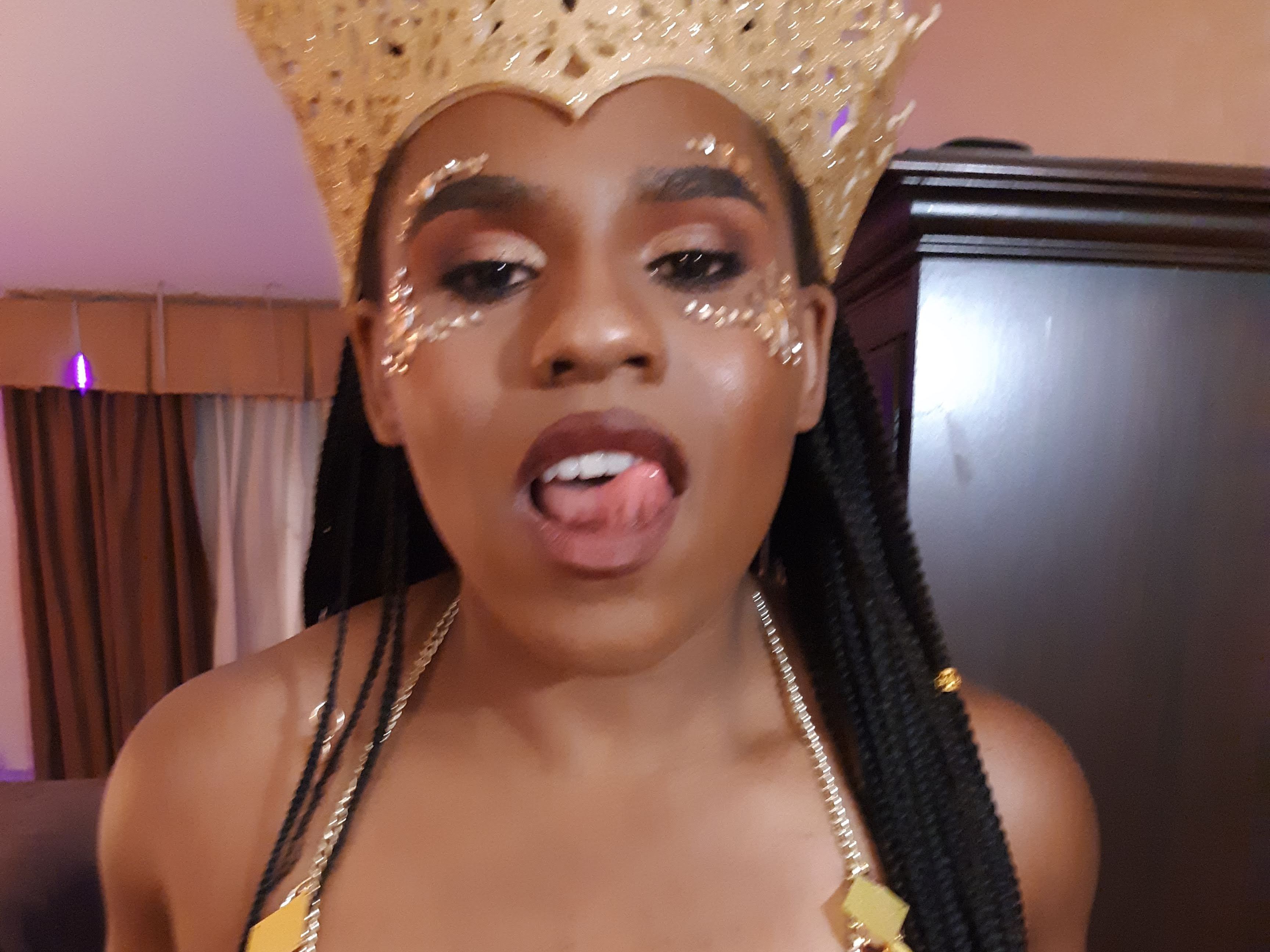 EboniLai cam model profile picture 