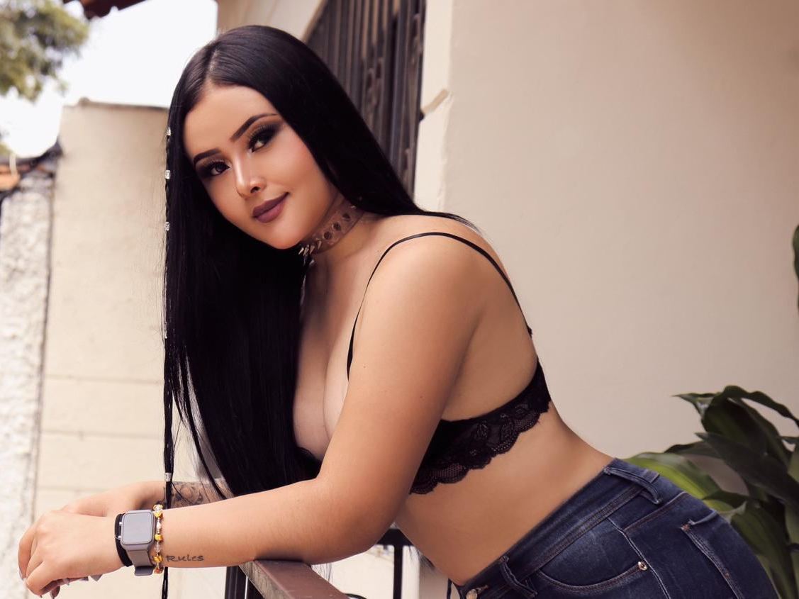 AliceStrong immagine del profilo del modello di cam
