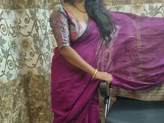 Image de profil du modèle de webcam Cherry_Neetu