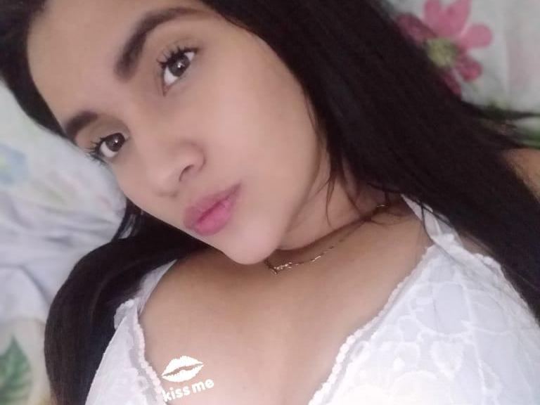 Foto de perfil de modelo de webcam de ROUSSE_DR 