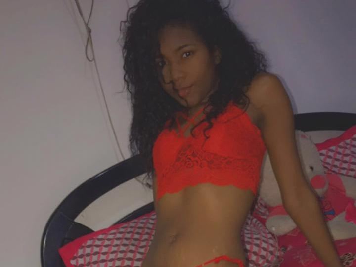 brunax18 Profilbild des Cam-Modells 