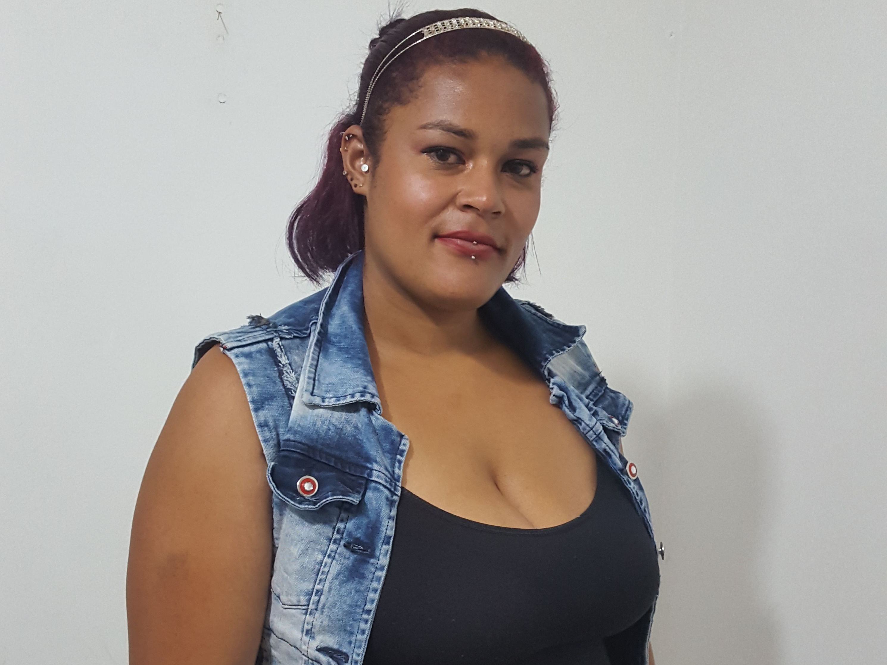Charlotte_summer profielfoto van cam model 