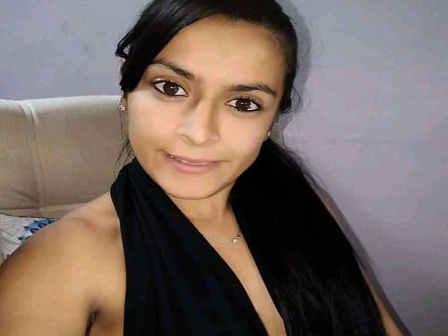 SARA_MANZUR profielfoto van cam model 