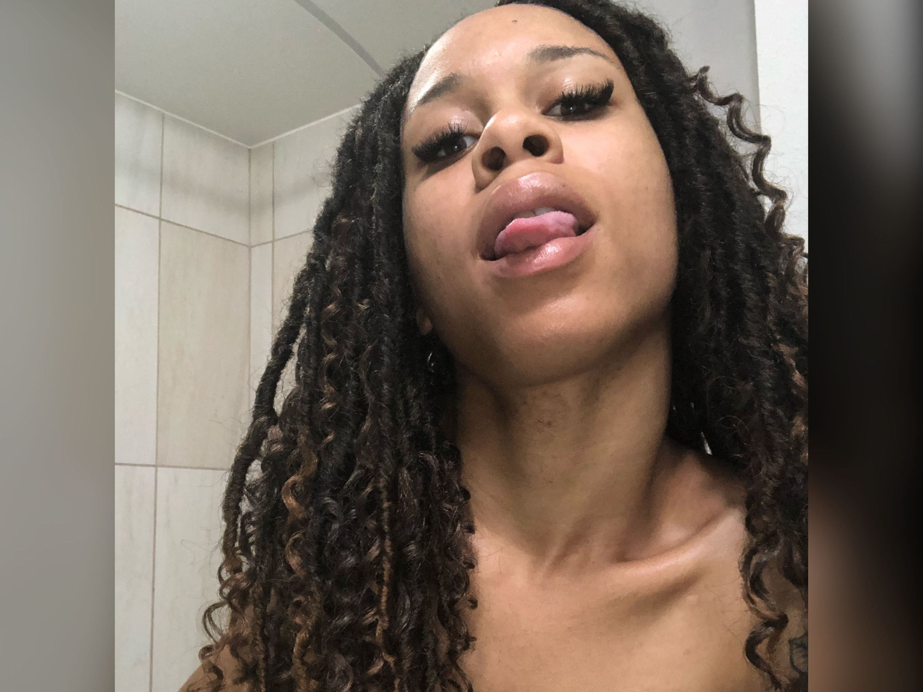 PrincessRoseBlue profilbild på webbkameramodell 