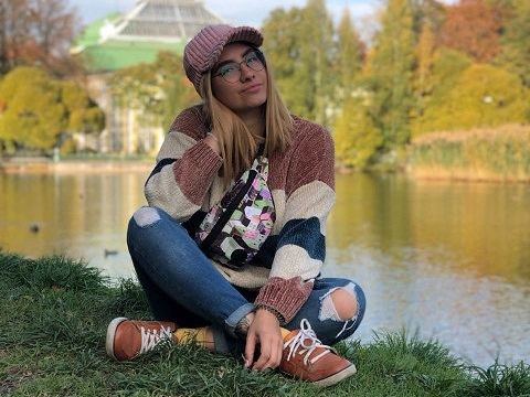 KristalBrown Profilbild des Cam-Modells 