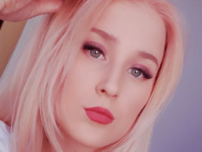 VivianGrey profilbild på webbkameramodell 