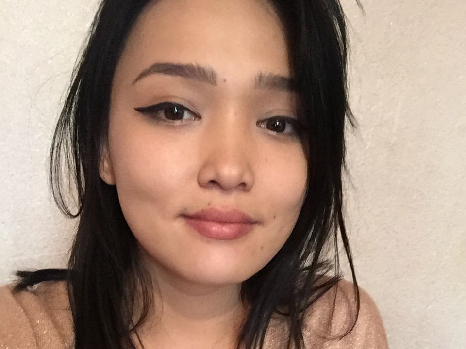 Shy_Cherry profilbild på webbkameramodell 