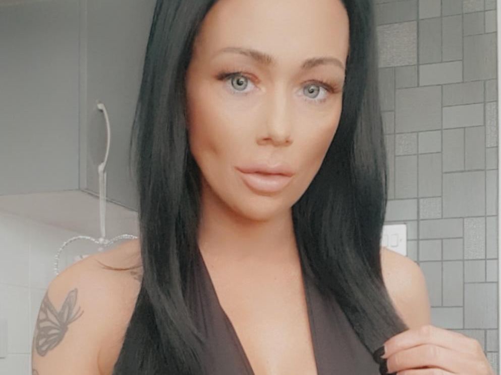 Profilbilde av Emilykemp099 webkamera modell