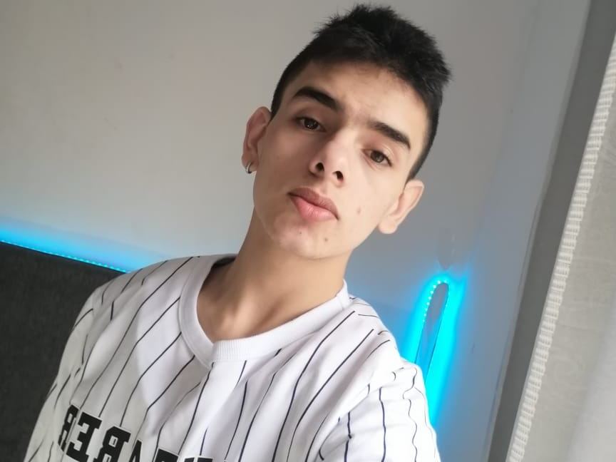 Imagen de perfil de modelo de cámara web de christopher_nick18