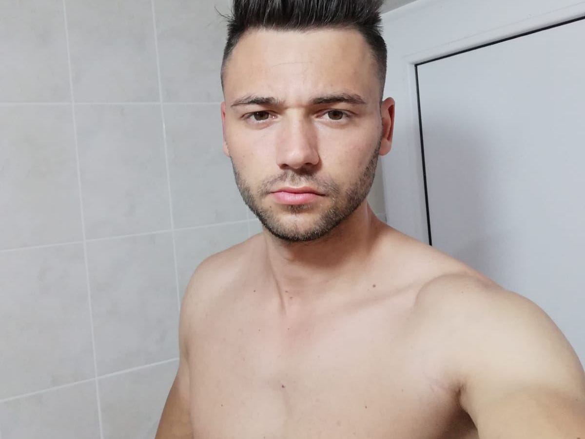 Image de profil du modèle de webcam Alex_Xanders