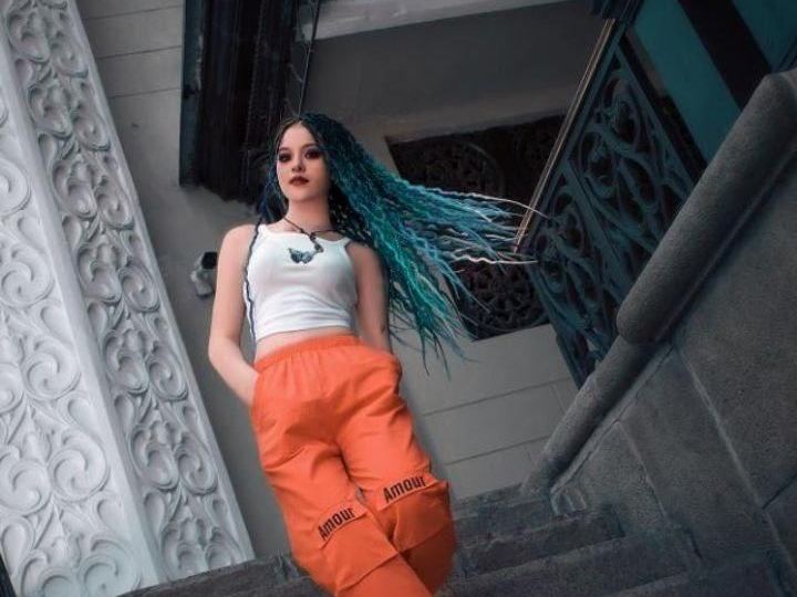 Imagen de perfil de modelo de cámara web de redyang