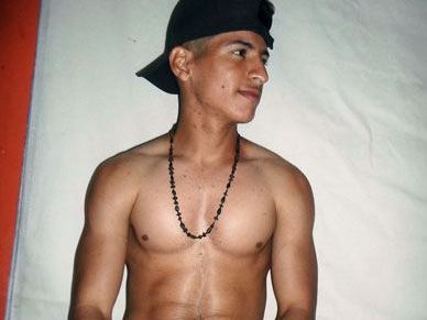 Image de profil du modèle de webcam latinboy_os
