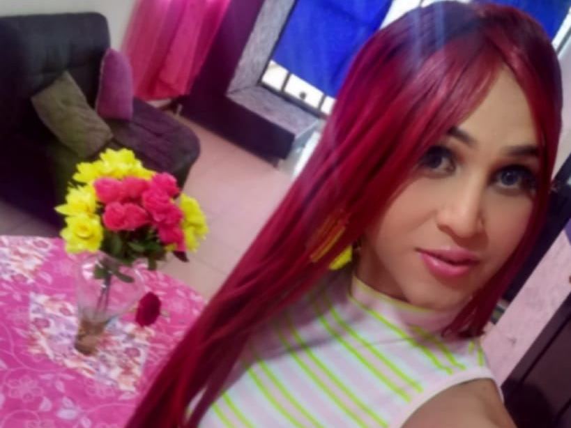Profilbilde av barbie_latina18 webkamera modell