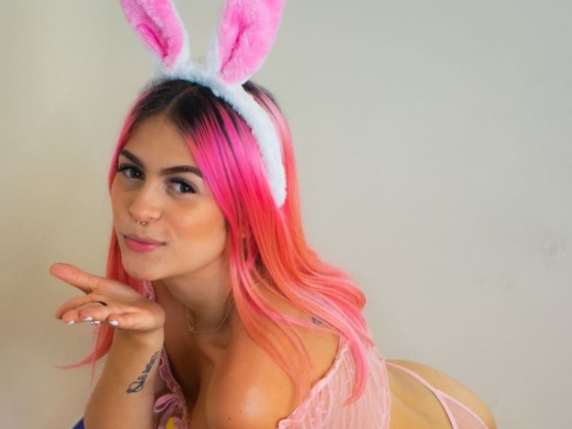 Image de profil du modèle de webcam Heidipalvin