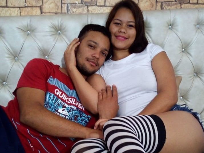 feelinghotx cam model profile picture 