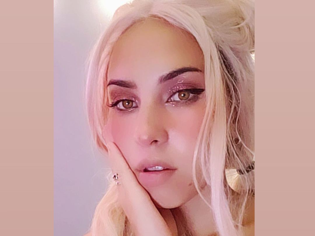 aleciamoss profielfoto van cam model