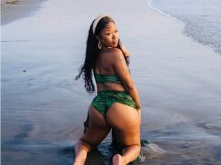 Image de profil du modèle de webcam NaomiTessa