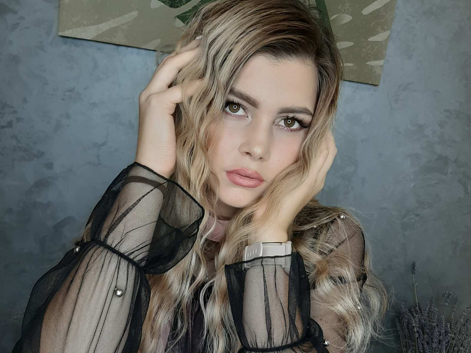 Imagen de perfil de modelo de cámara web de Sandralang