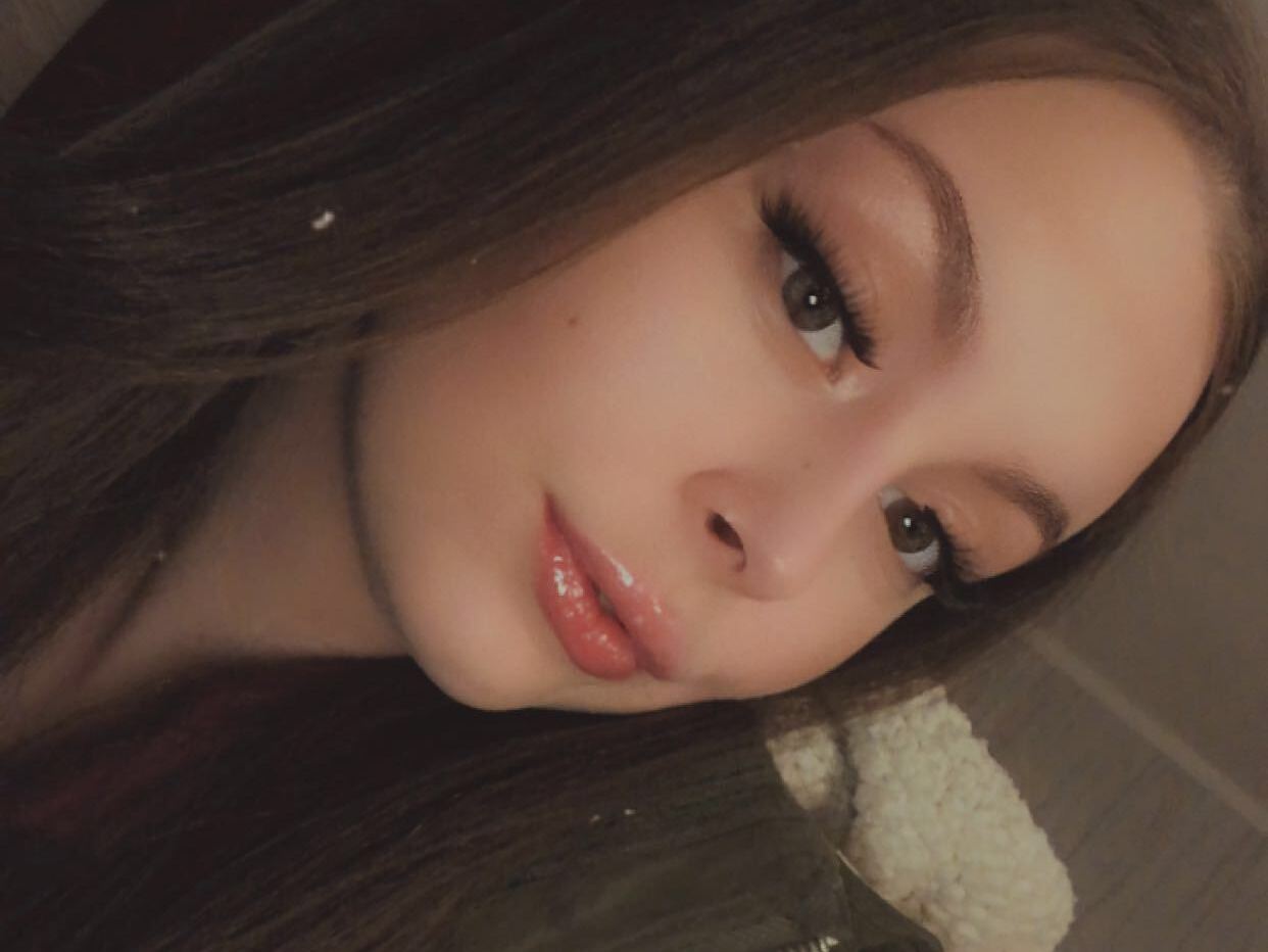 JizzabelleBarros profilbild på webbkameramodell 