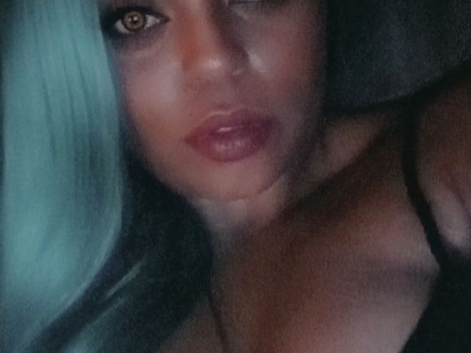 sugar_lushcoco profilbild på webbkameramodell 