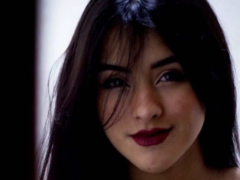 alexaajones profielfoto van cam model 