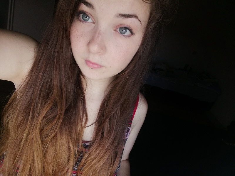 Performer claudia_xHeart Photo 5