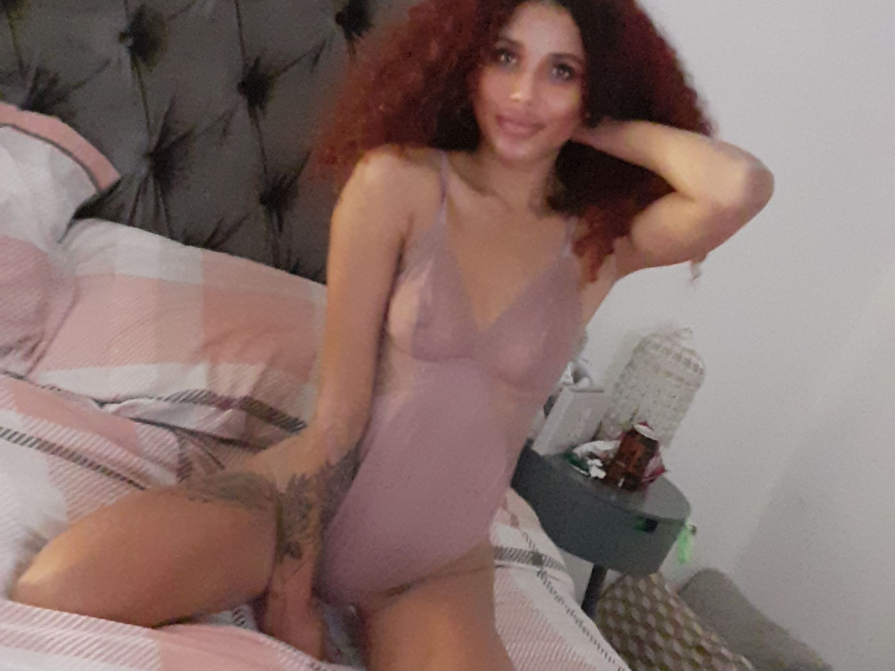 Image de profil du modèle de webcam The2000scouple