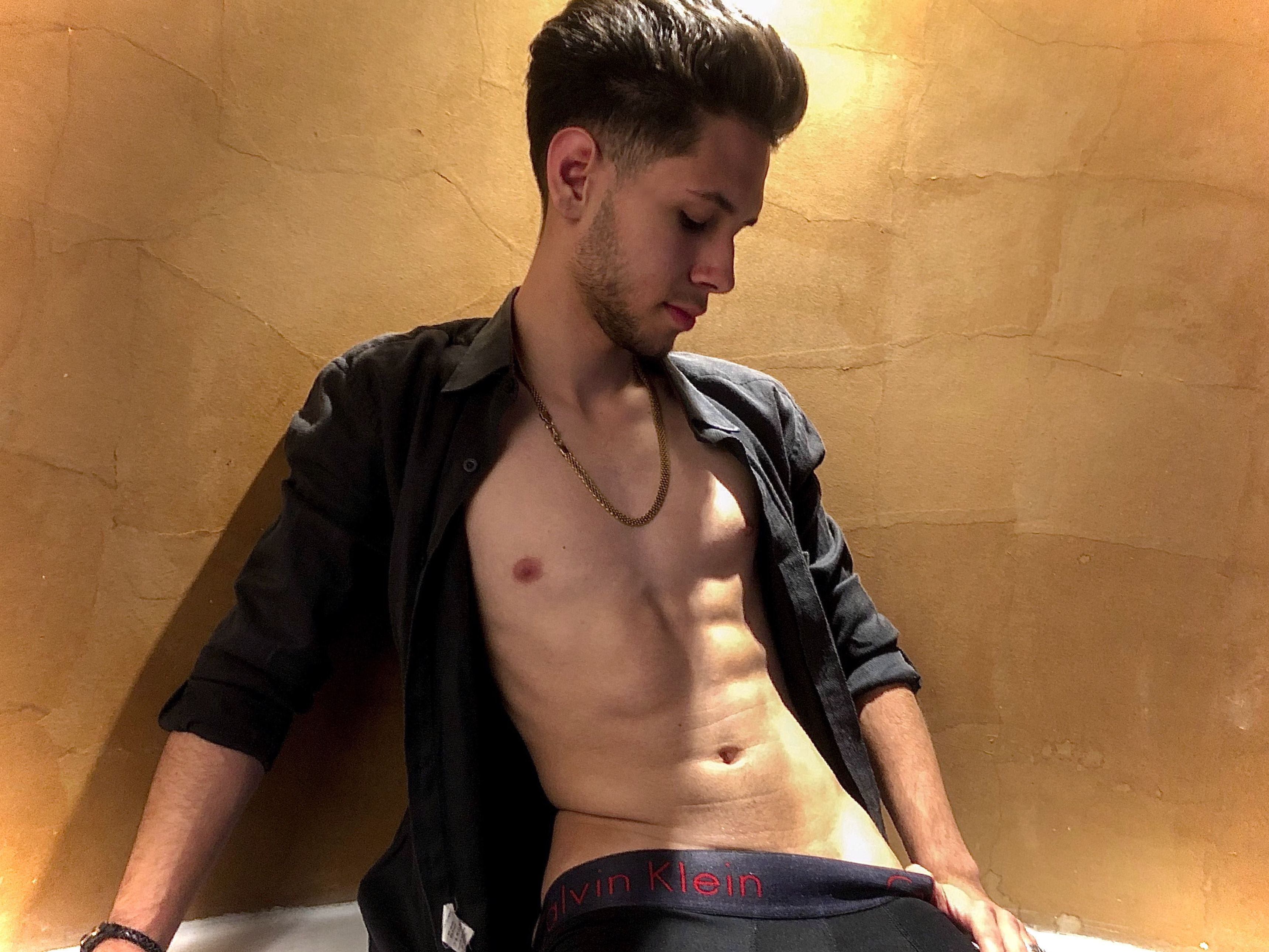 Image de profil du modèle de webcam SamBrincks