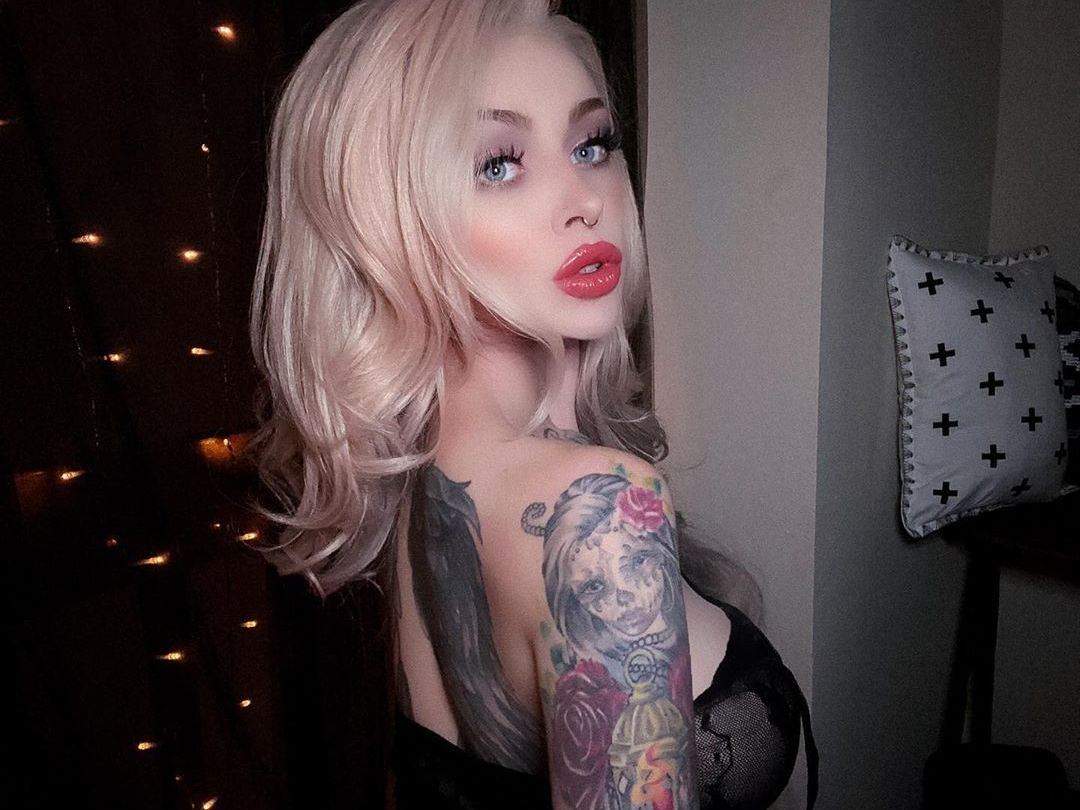 LilyDiRossi Profilbild des Cam-Modells 