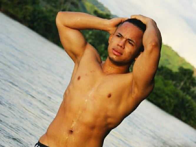 LoganHilltonn Profilbild des Cam-Modells 