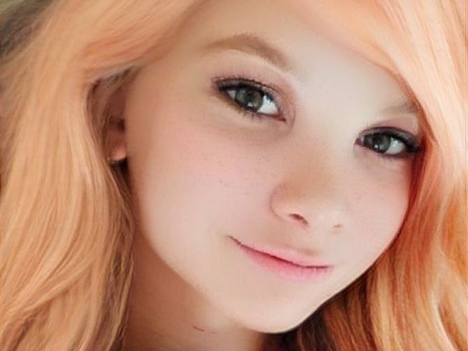 Foto de perfil de modelo de webcam de 18TEENss 