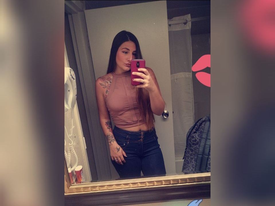 yummydrip69 immagine del profilo del modello di cam